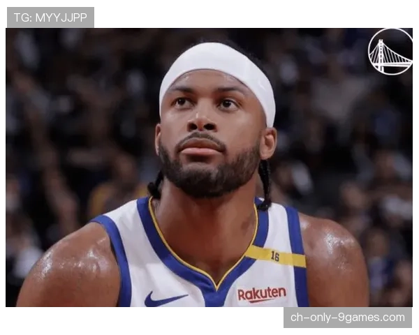 勇士逆转危局,穆迪崛起成奇兵,布克奋勇空砍38分