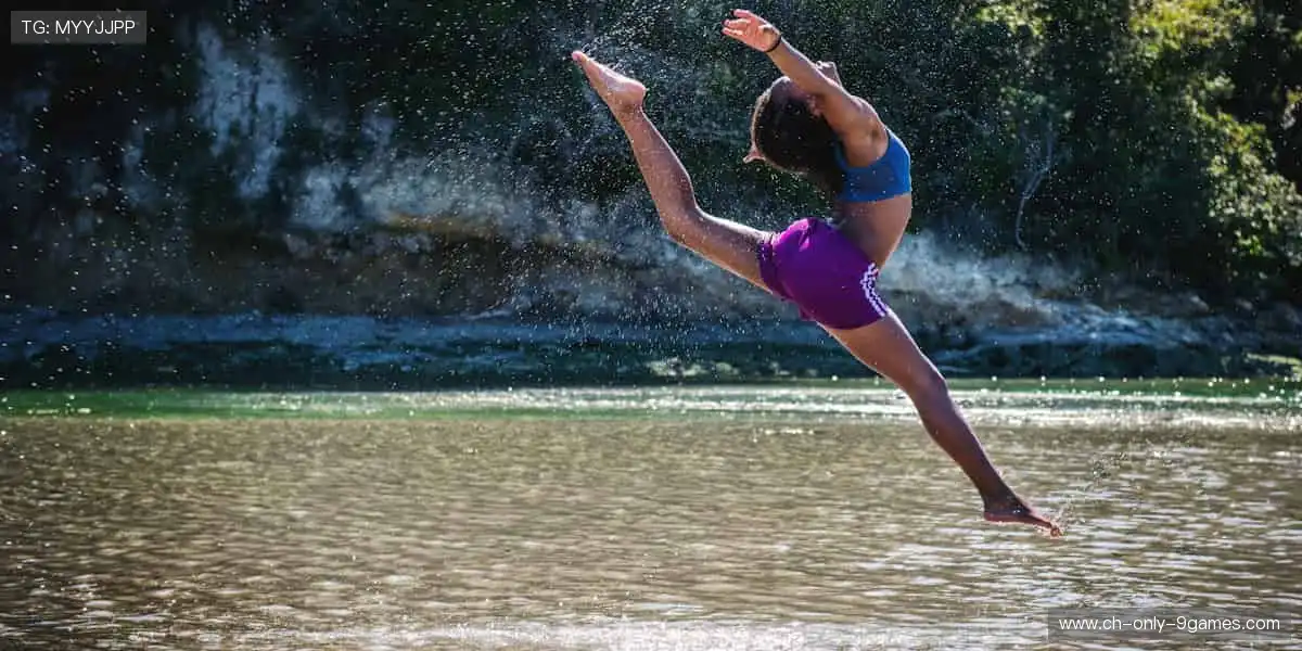 📱弹幕狂欢，实时互动！你的声音，让直播更有温度！